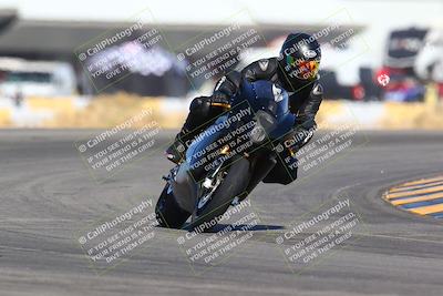 media/Jan-14-2024-SoCal Trackdays (Sun) [[2e55ec21a6]]/Turn 16 Set 2 (1125am)/